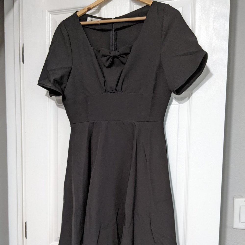 Black dress with bow - Small/Medium